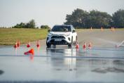 Toyota RAV4 GR Sport - test na Torze Łódź i płytach poślizgowych