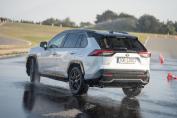 Toyota RAV4 GR Sport - test na Torze Łódź i płytach poślizgowych