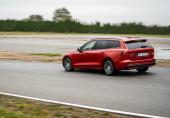 Volvo  V60  T8 eAWD Plug-in hybrid Ultra Dark