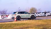 Testujemy na pętli toru i płytach poślizgowych ODTJ Tor Łódź nową Skodę Elroq