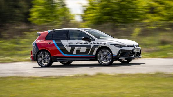 Nowy Volkswagen Golf R 333 KM jest już dostępny dla Klientów ODTJ Tor Łódź