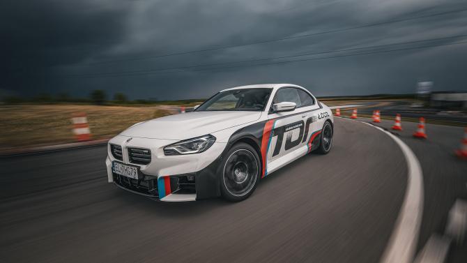 BMW M2, 2 okrążenia