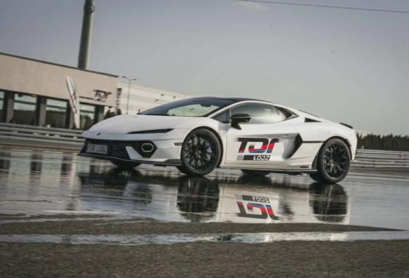 Lamborghini Temerario - 3 okrążenia