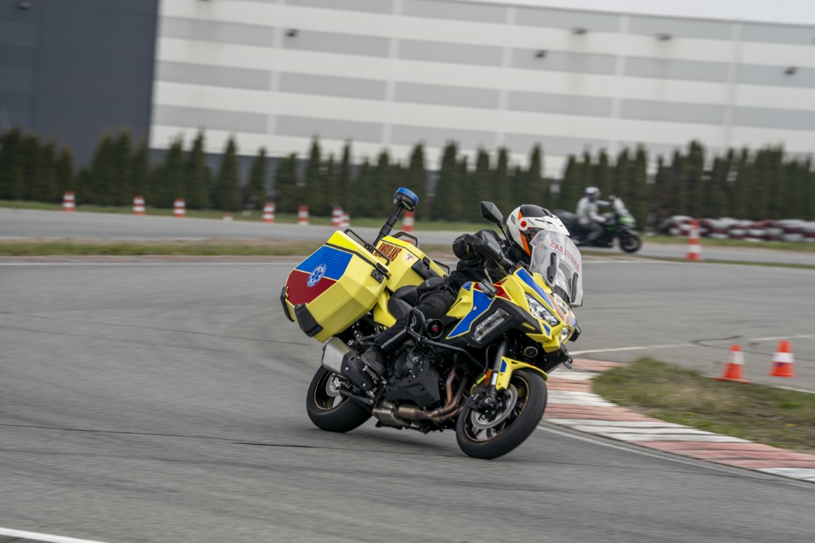 Kolejny dzień szkoleń motocyklowych dla służb ratowniczych na Torze Łódź