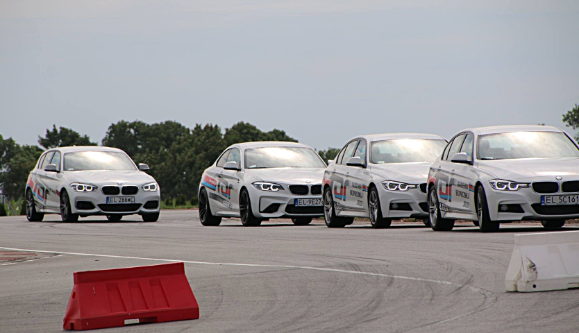 Szkolenie doskonalenia techniki jazdy na Torze Łódź dedykowane BMW