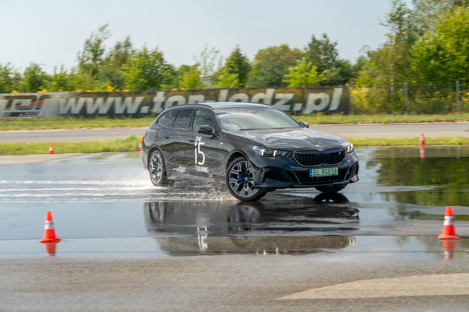 Testujemy na torze najnowsze BMW i5 eDrive40 Touring